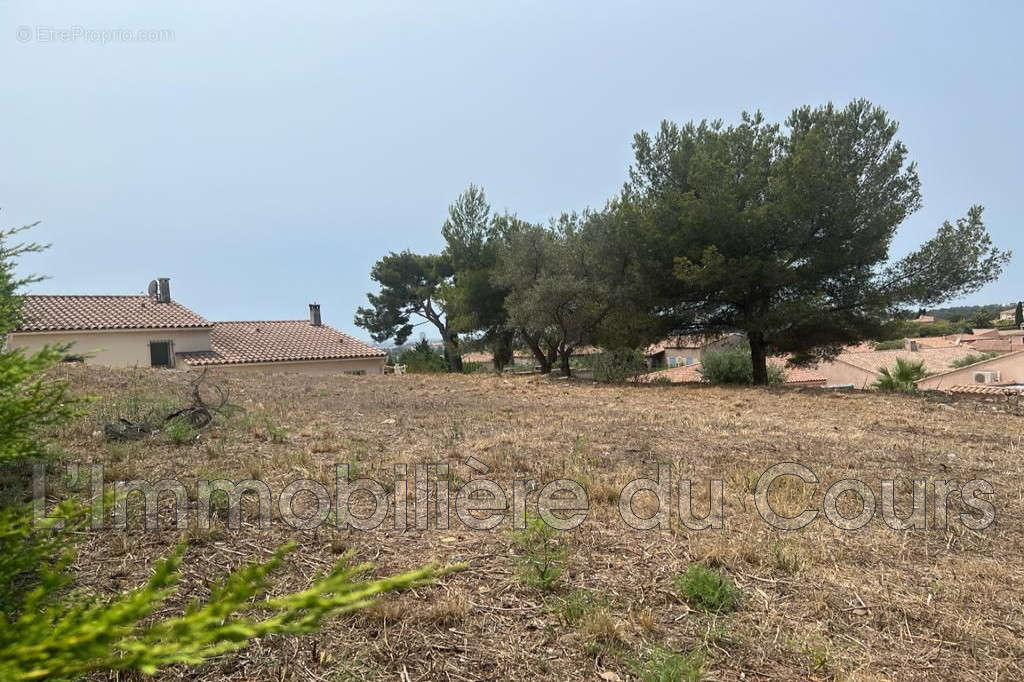 Terrain à MARTIGUES