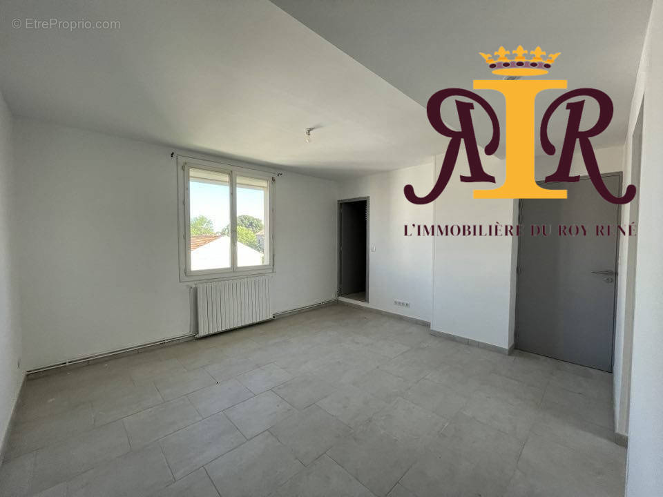 Appartement à ARLES