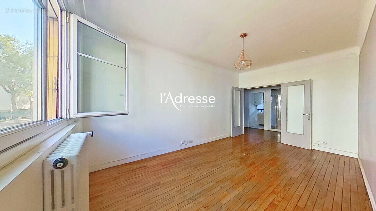 Appartement à ISSY-LES-MOULINEAUX