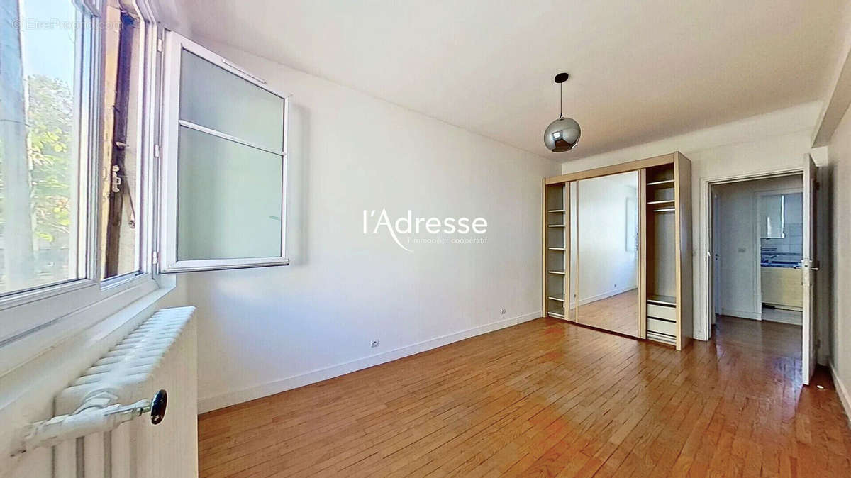 Appartement à ISSY-LES-MOULINEAUX