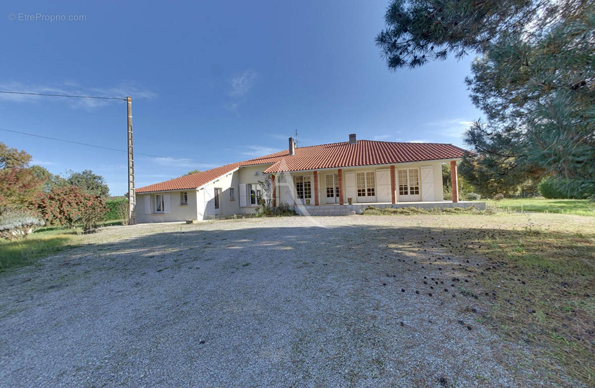 Maison à MONTAUBAN