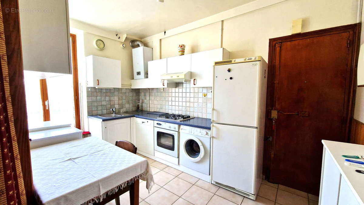 Appartement à CORBEIL-ESSONNES