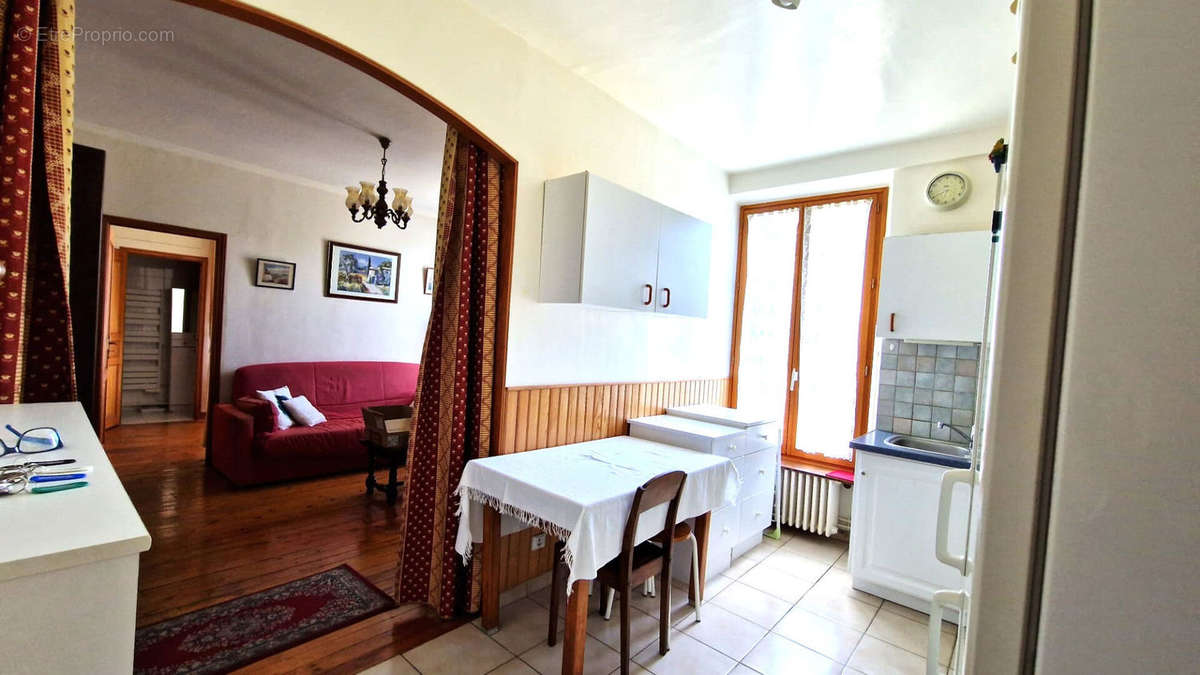 Appartement à CORBEIL-ESSONNES