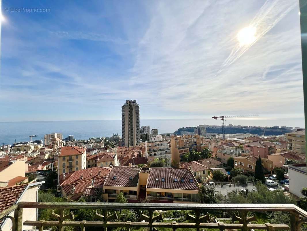 Appartement à BEAUSOLEIL