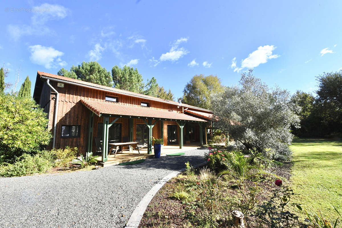 Maison à GUJAN-MESTRAS