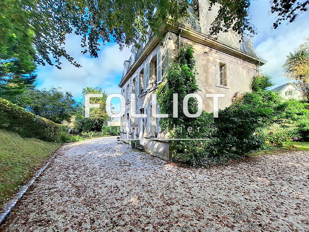 Maison à COUTANCES