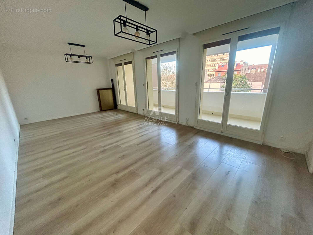 Appartement à POISSY