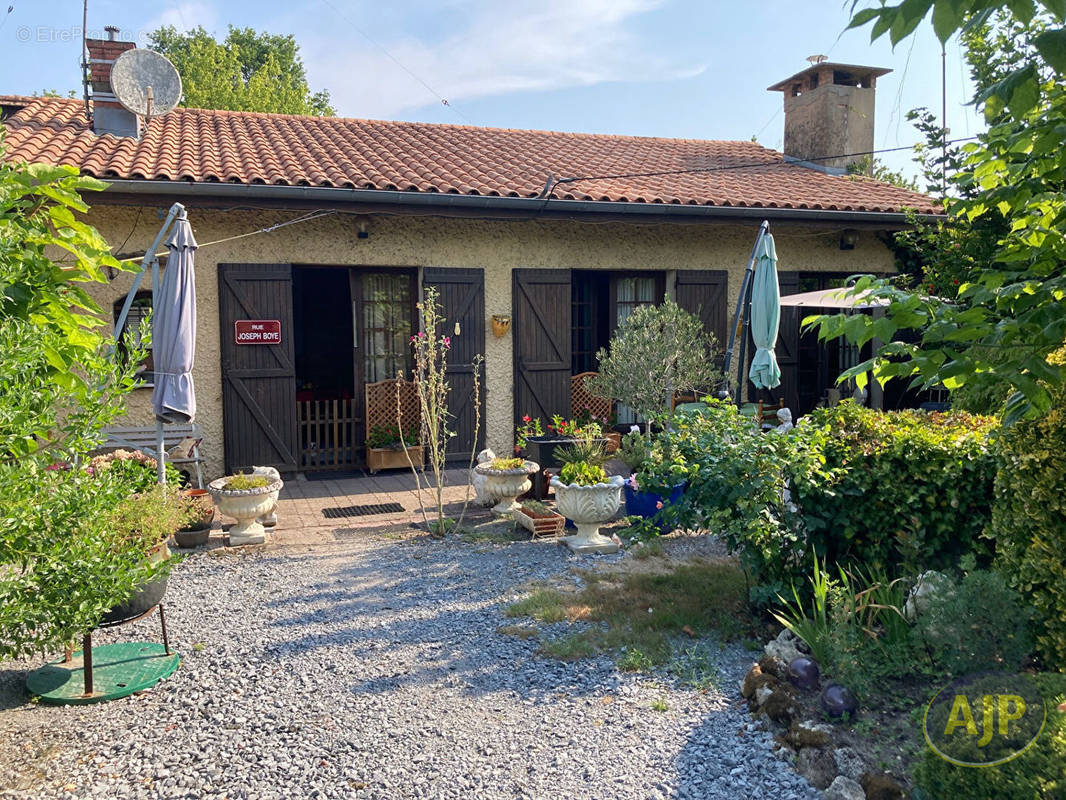 Maison à SAINT-LAURENT-MEDOC