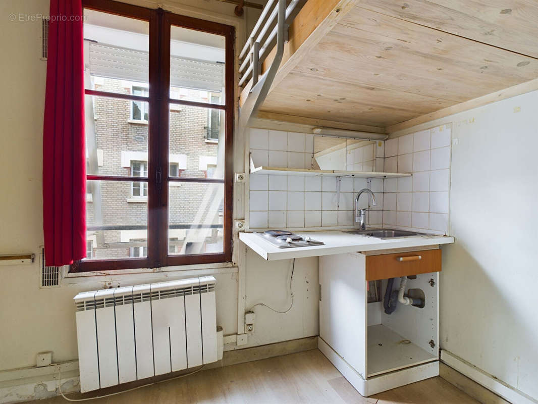 Appartement à PARIS-20E