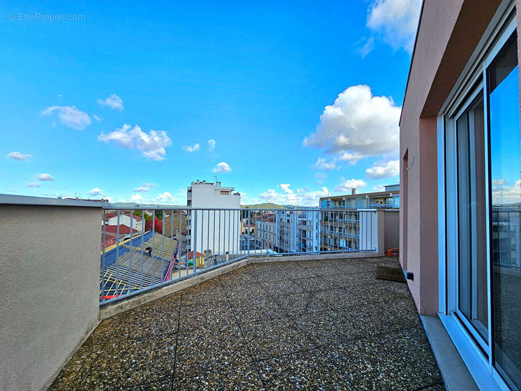 Appartement à ROMANS-SUR-ISERE