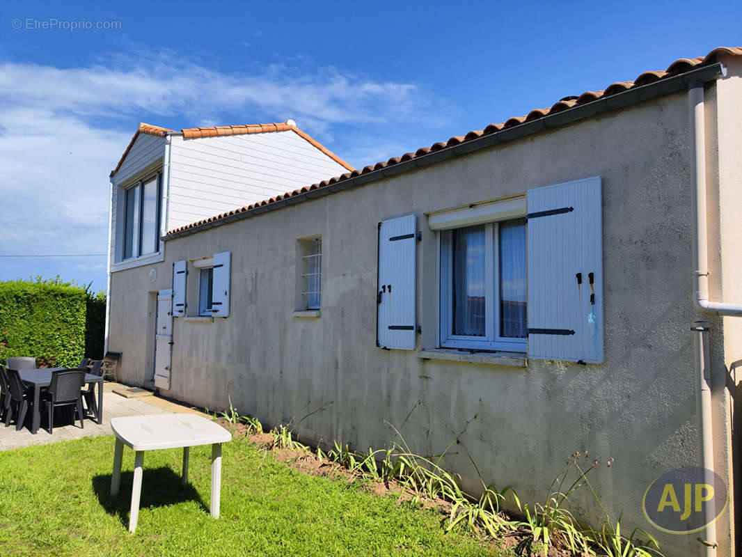 Maison à L&#039;AIGUILLON-SUR-MER