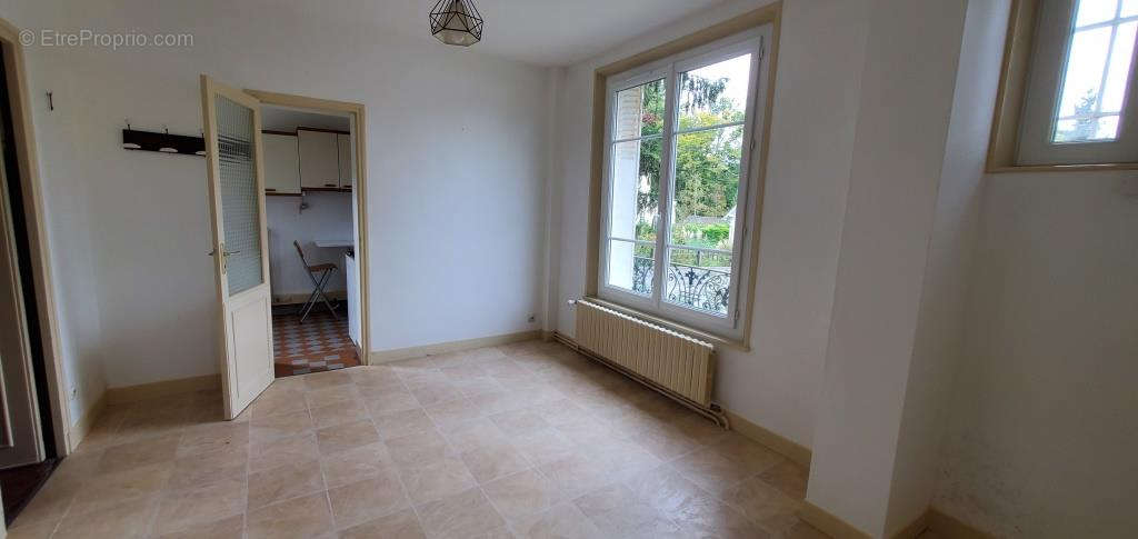 Appartement à BOIS-LE-ROI