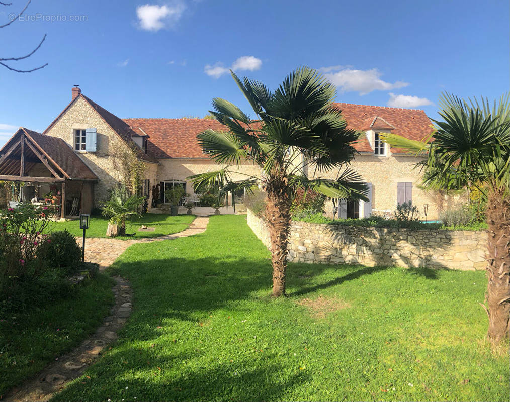 Maison à VIENNE-EN-ARTHIES