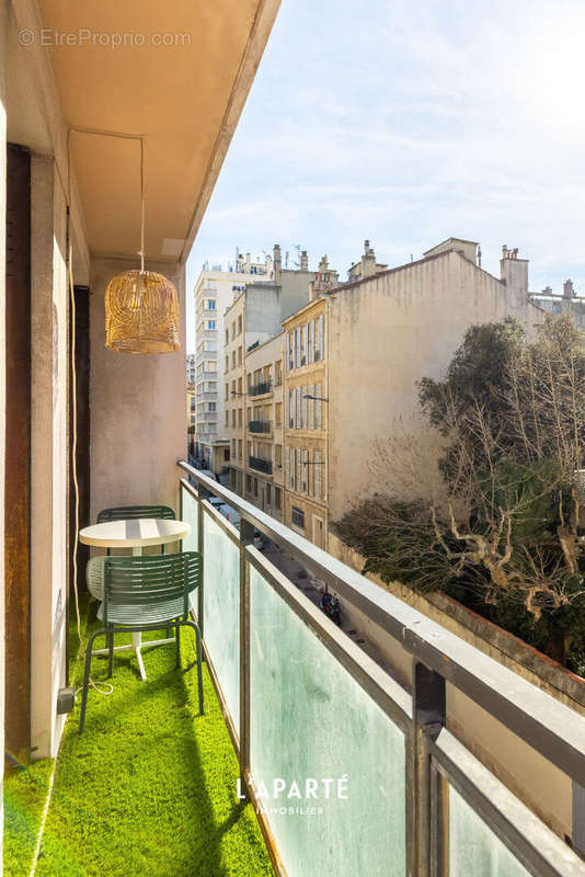 Appartement à MARSEILLE-6E