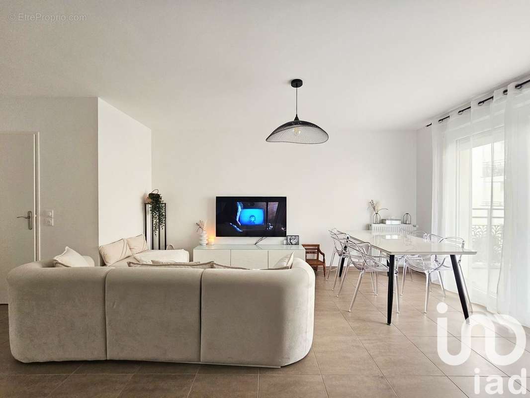 Photo 2 - Appartement à VIGNEUX-SUR-SEINE