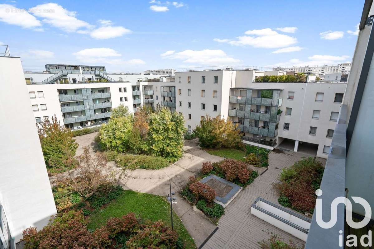 Photo 3 - Appartement à VENISSIEUX