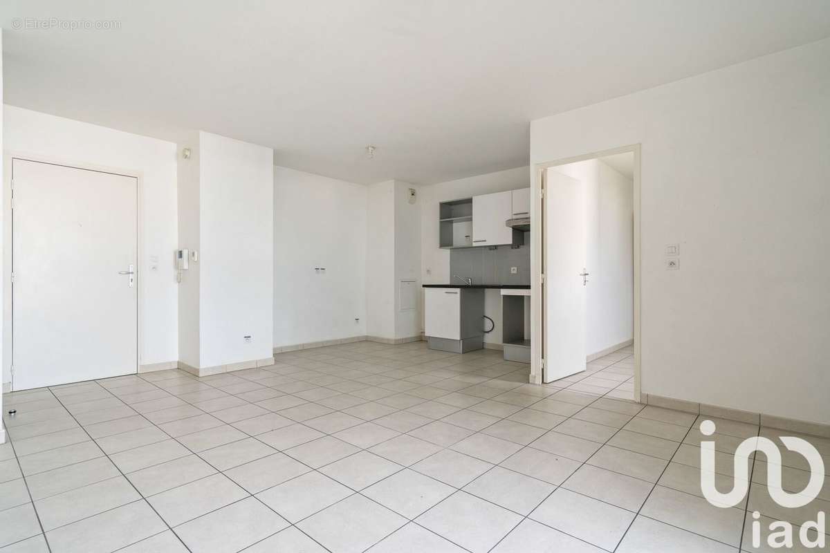 Photo 4 - Appartement à VENISSIEUX