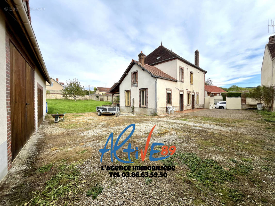 Maison à JOIGNY