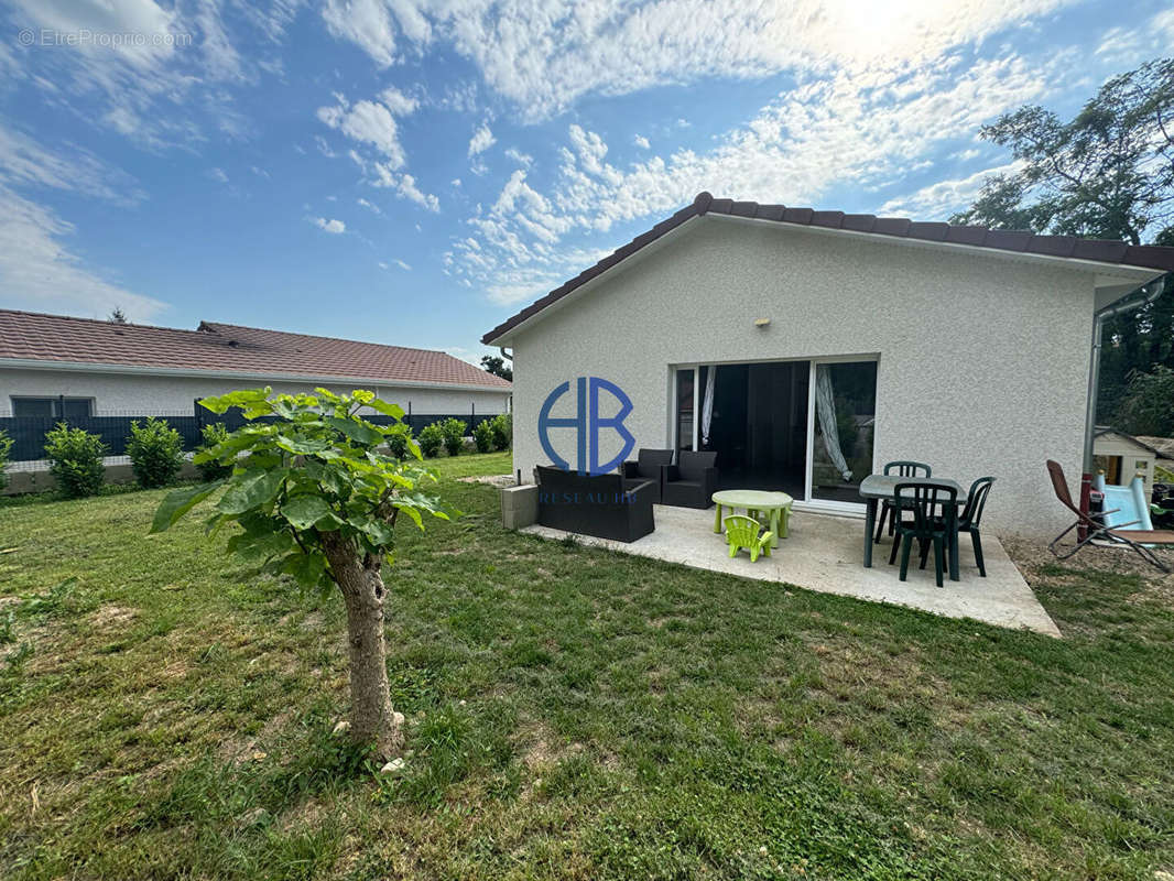 Maison à VILLEBOIS