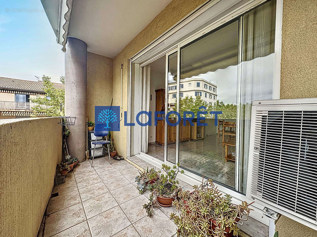 Appartement à DRAGUIGNAN