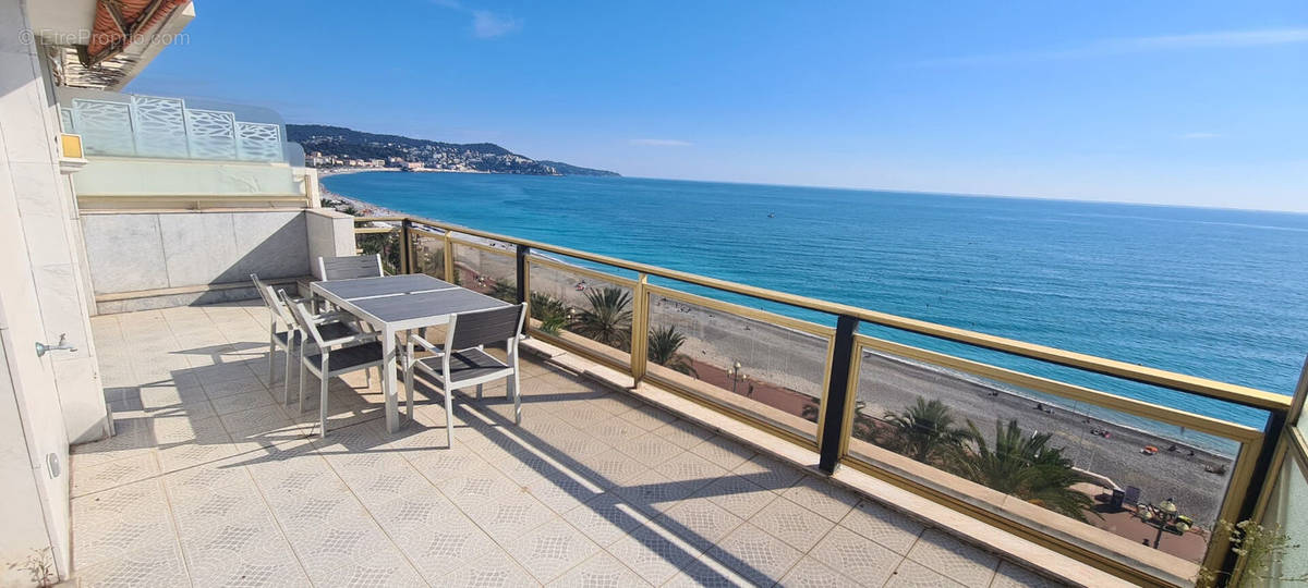 Appartement à NICE