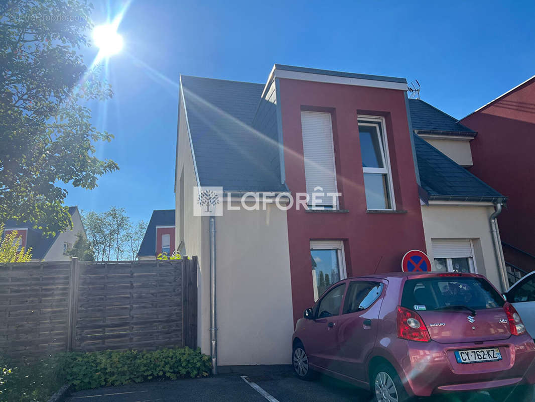 Appartement à THAON-LES-VOSGES