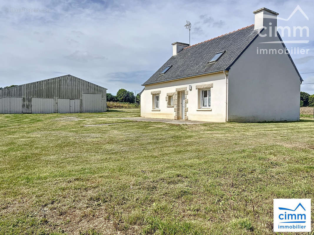 Environnement calme en campagne - Maison à LOUARGAT