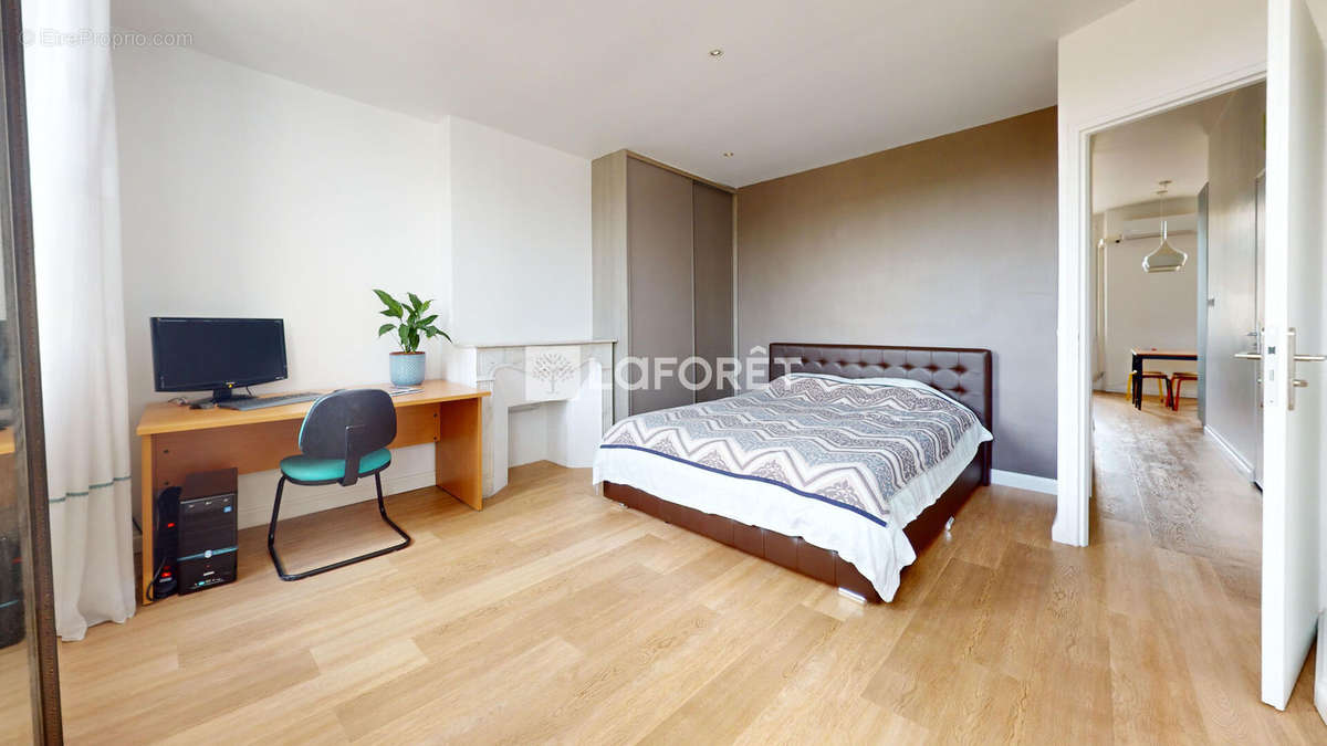 Appartement à MARSEILLE-13E