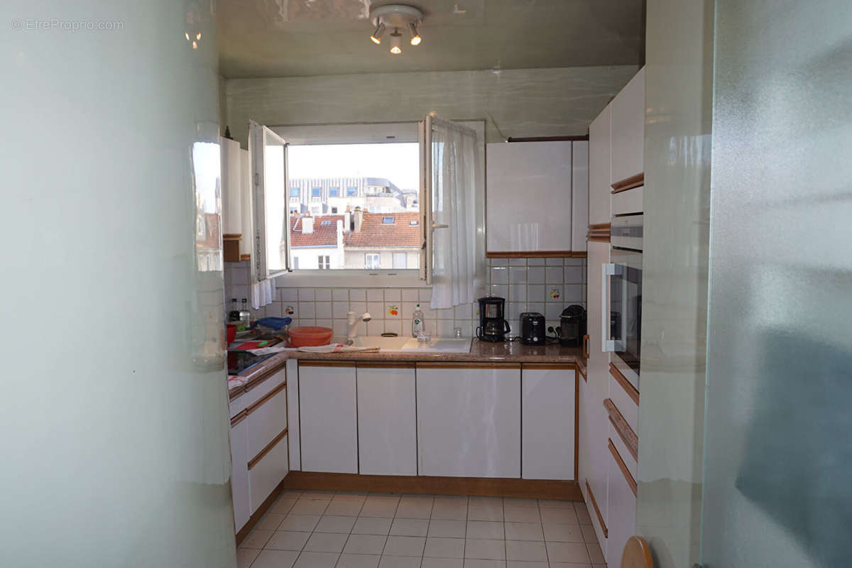 Appartement à CHARENTON-LE-PONT