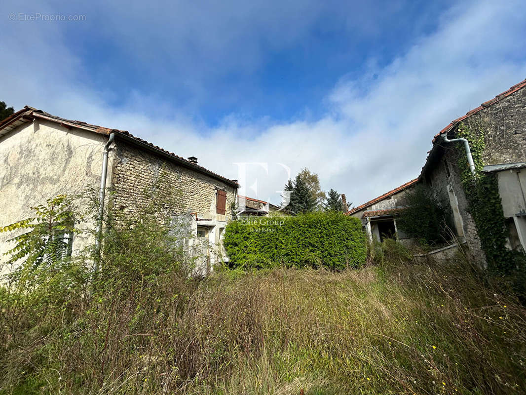 Maison à ROUILLAC