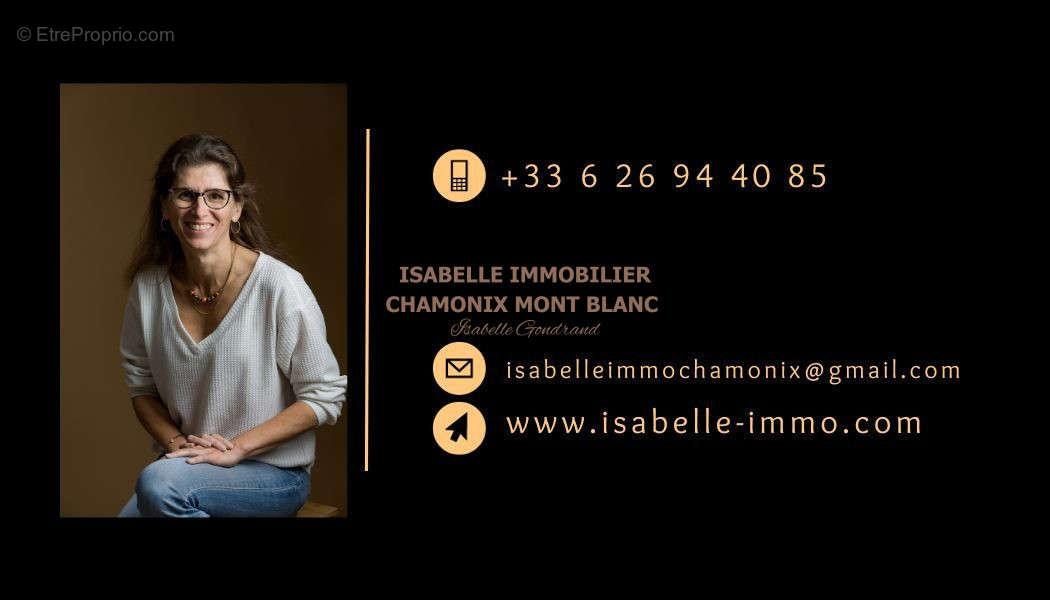 Agence Isabelle Immobilier Chamonix/ En vente studio Chamonix Centre - Appartement à CHAMONIX-MONT-BLANC