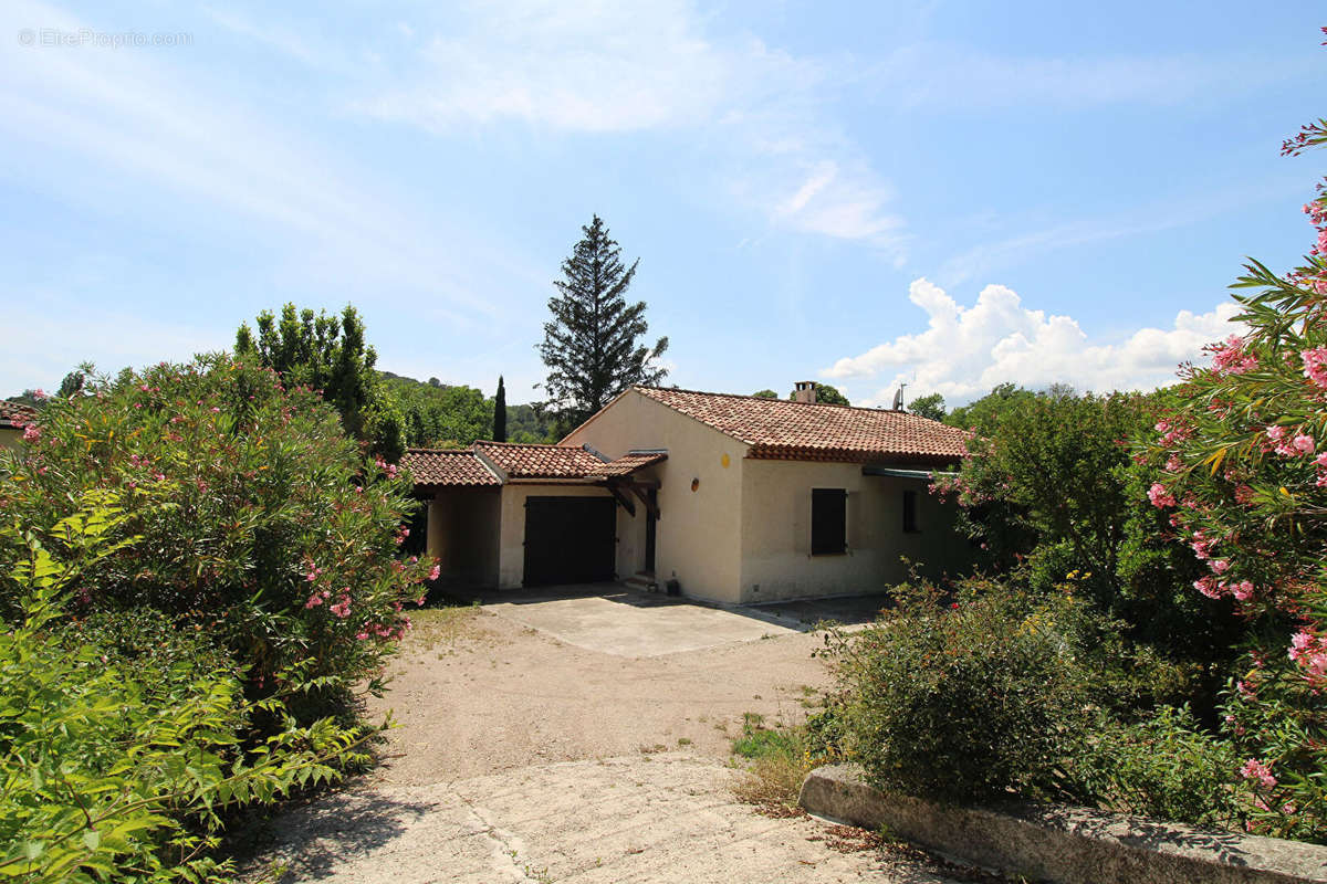 Maison à PIERREFEU-DU-VAR