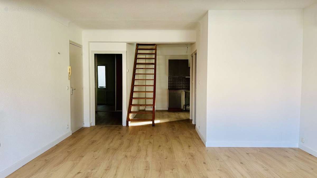 Appartement à SAINT-CYPRIEN