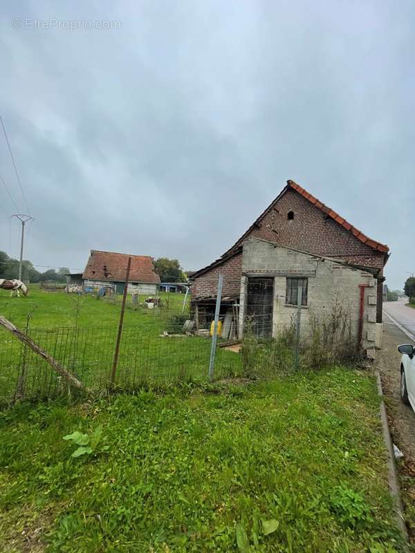 Terrain à LE MESNIL-REAUME