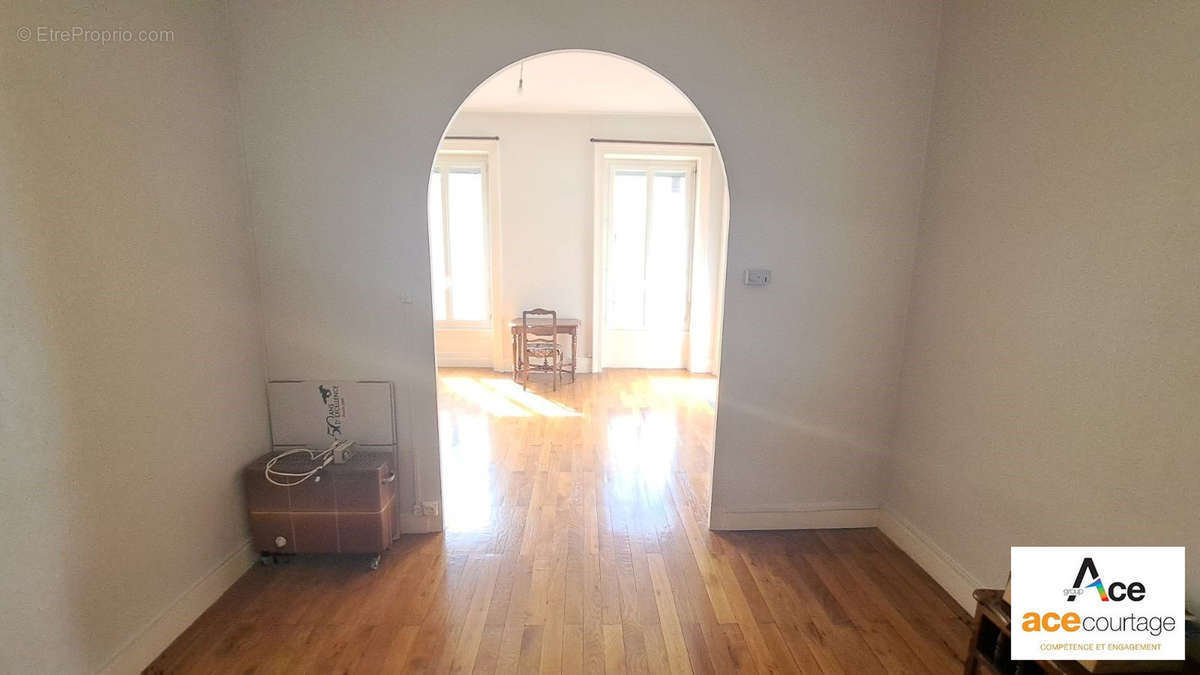 Appartement à LYON-6E