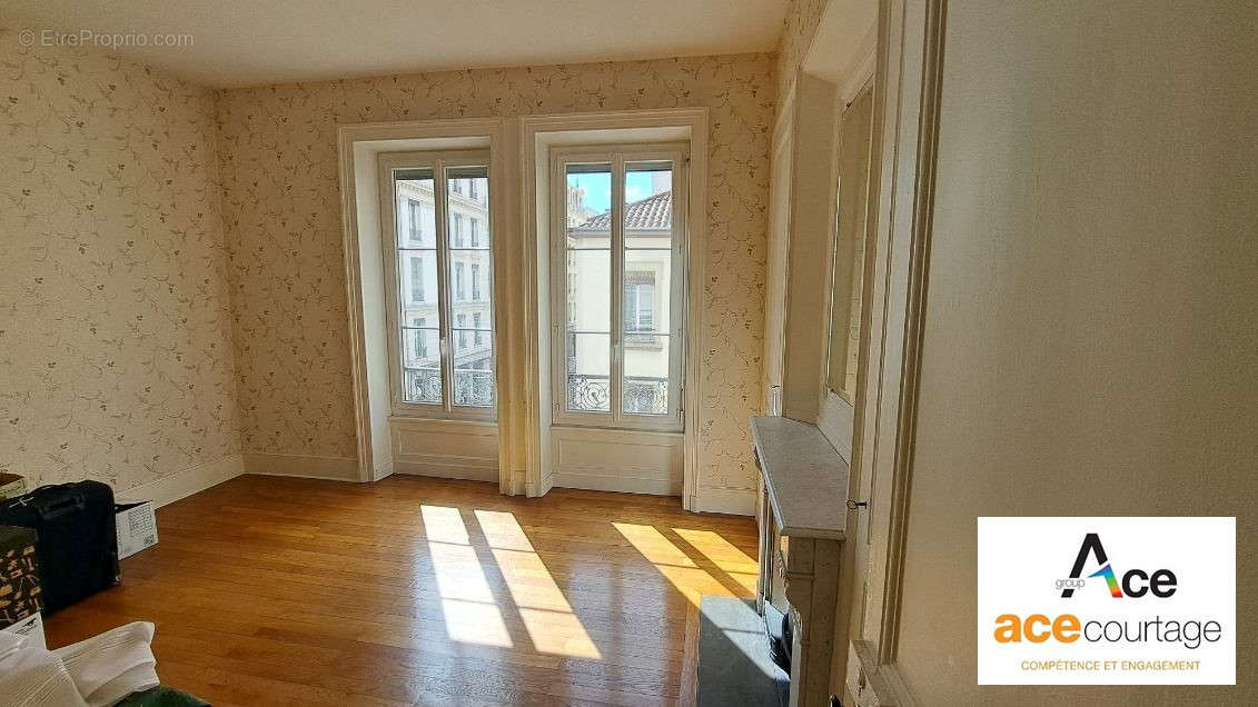 Appartement à LYON-6E