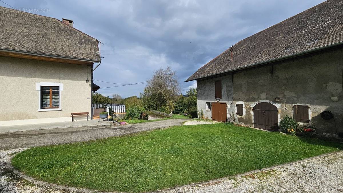 Maison à ALBENS