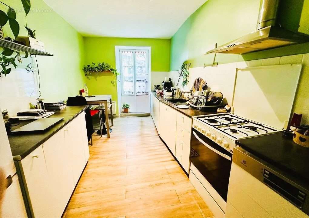 Appartement à CELLES-SUR-BELLE