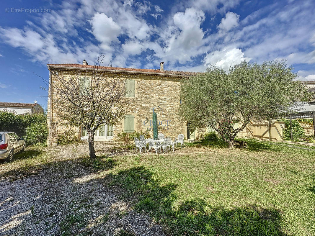 Maison à COLLORGUES