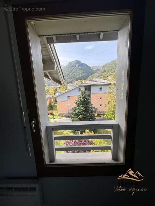 CHAMBRE VUE 3 - Appartement à LA SALLE-LES-ALPES