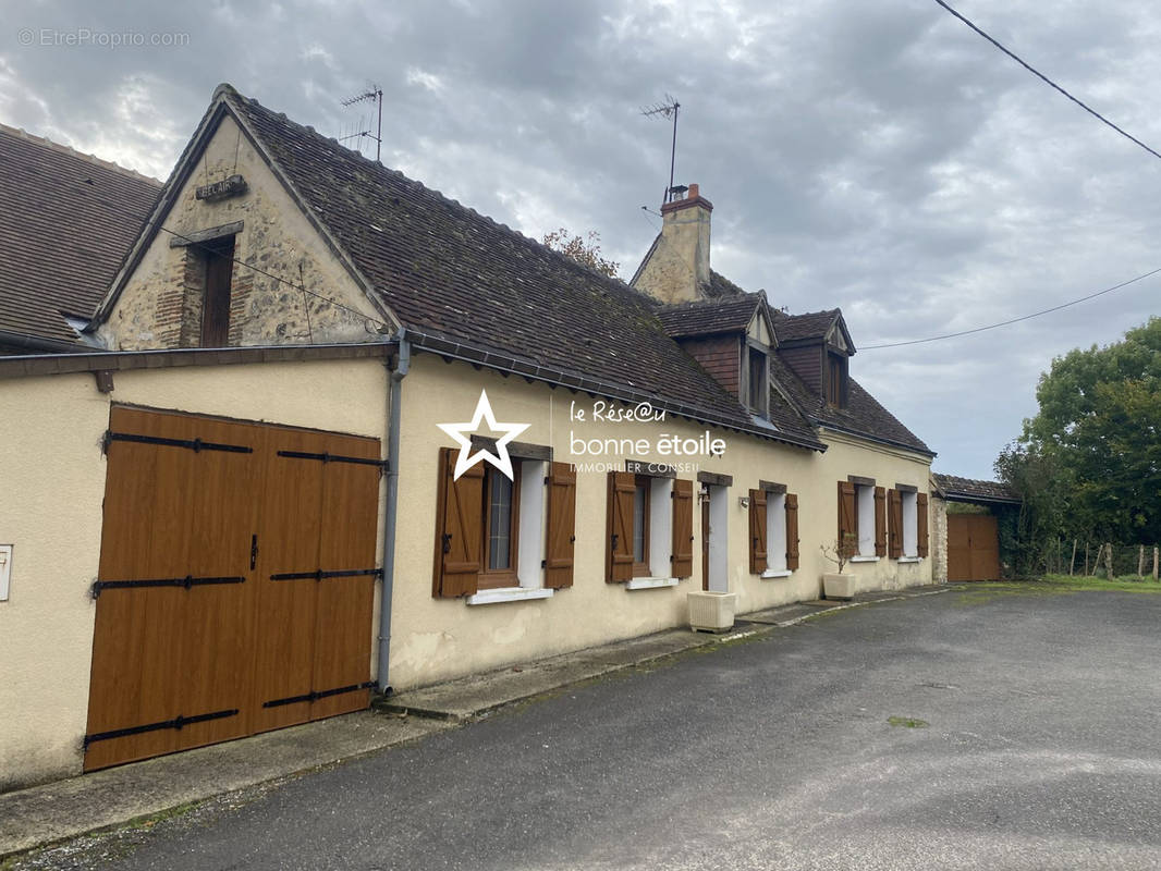 Maison à SAINT-MARTIN-DU-VIEUX-BELLEME