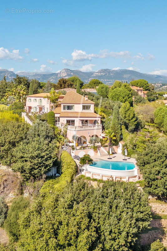 Maison à CAGNES-SUR-MER