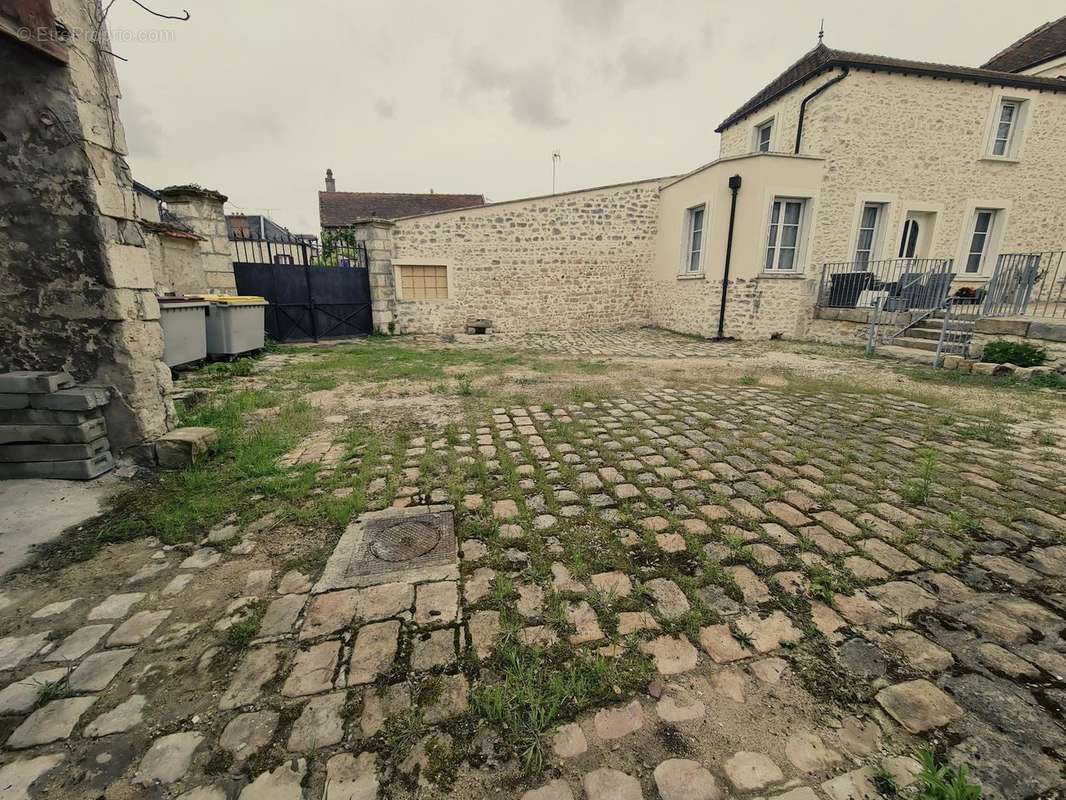 Maison à BOUTIGNY-SUR-ESSONNE