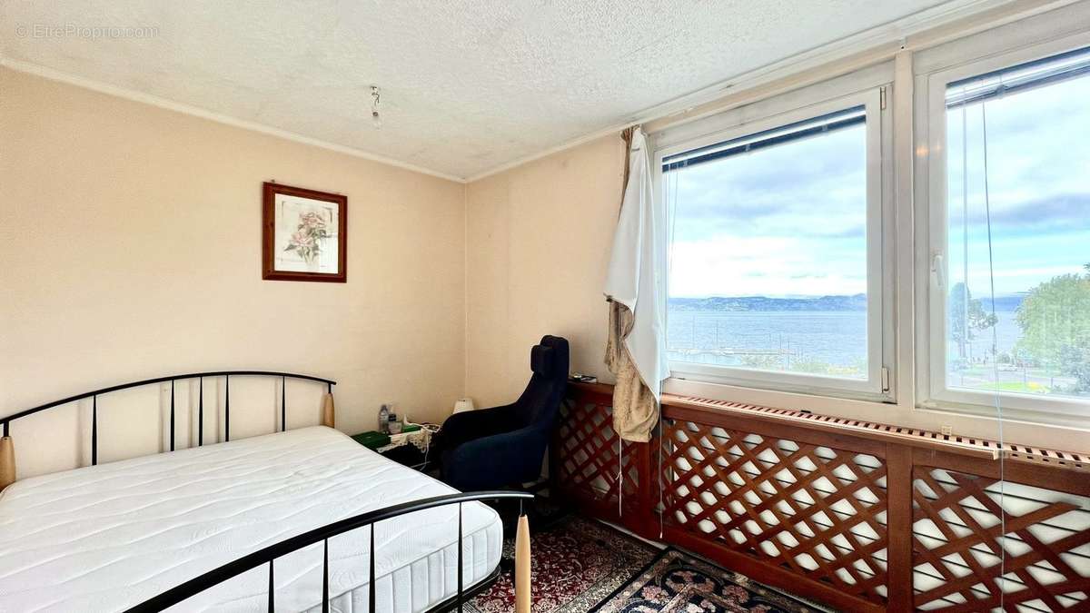 Appartement à EVIAN-LES-BAINS