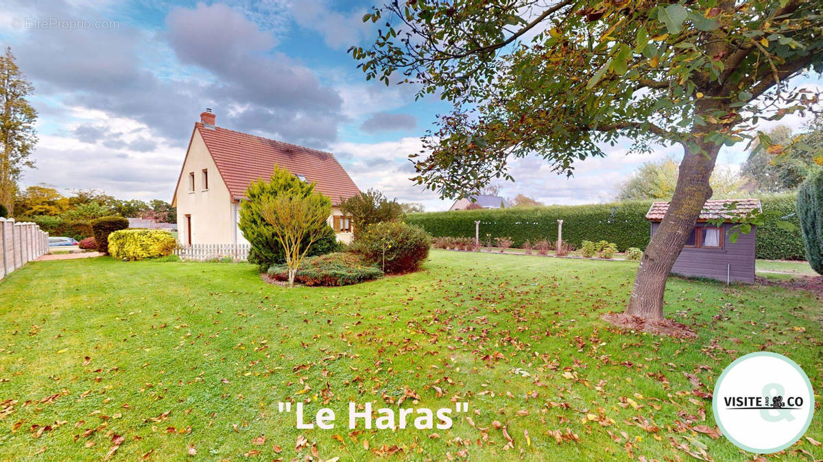 Maison à PORT-EN-BESSIN-HUPPAIN