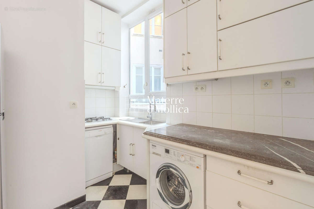 Appartement à PARIS-6E