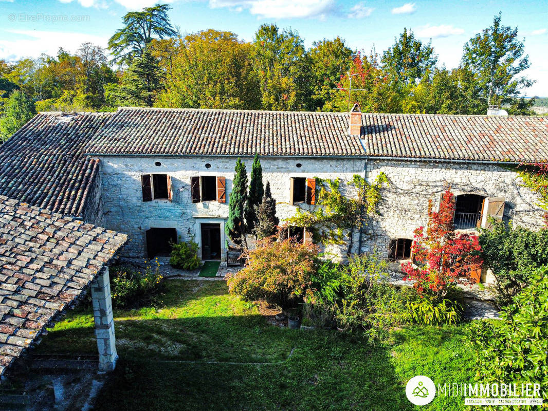 Maison à FRAUSSEILLES