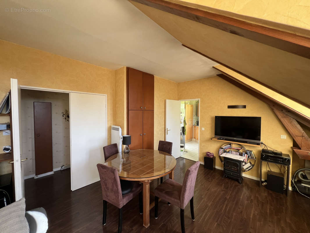 Appartement à THOIRY