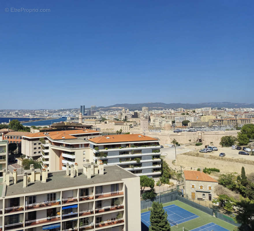 Appartement à MARSEILLE-7E