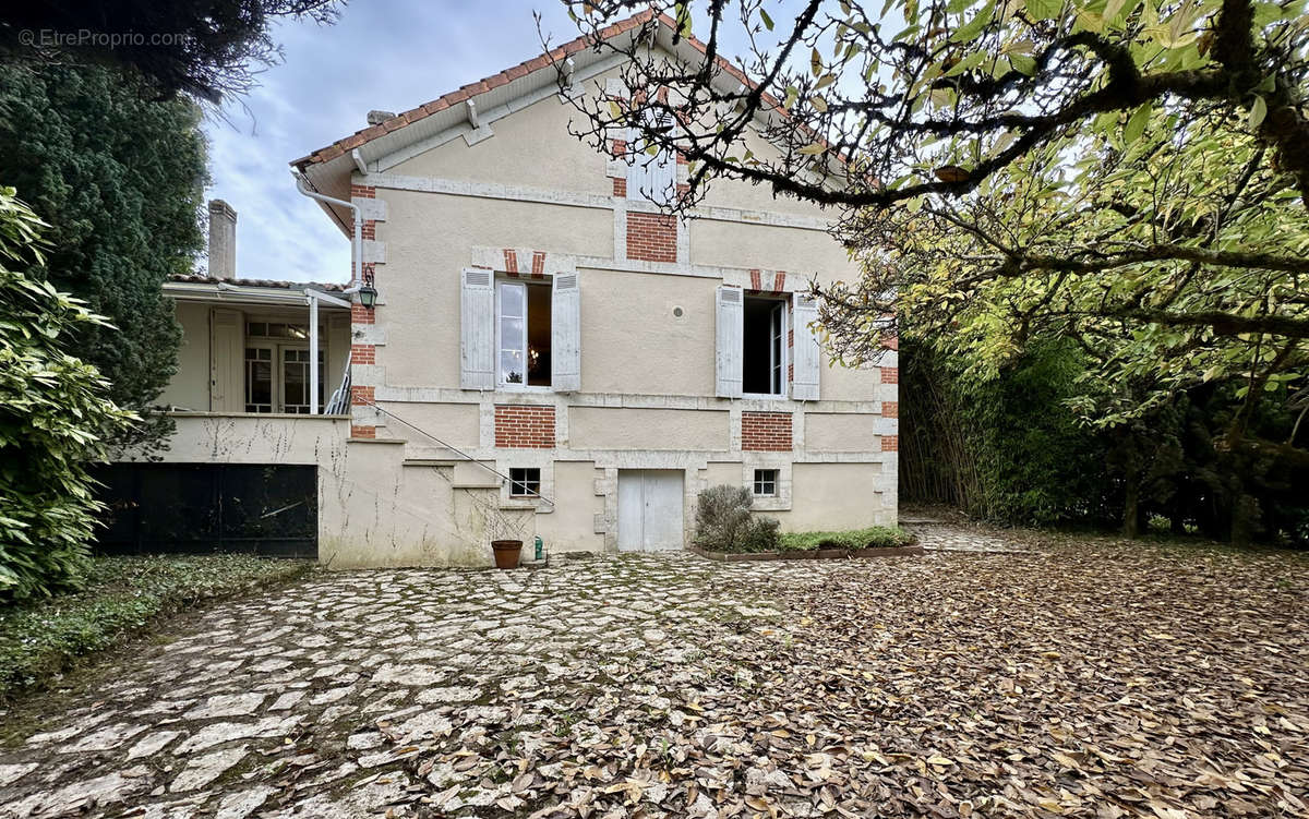 Maison à SAINT-AULAYE